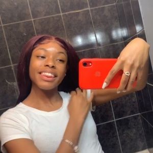 Meet your Posher, Mariah